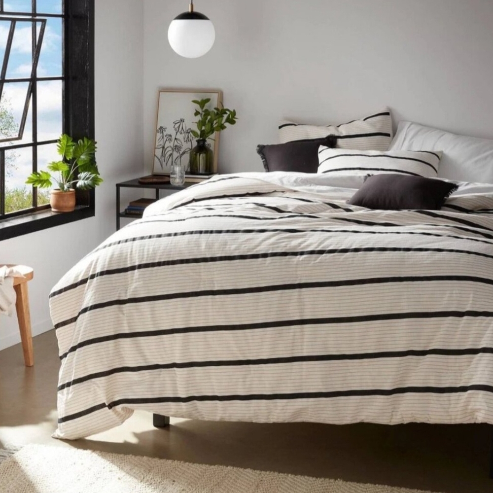5 Piece King Threshold Modern Striped Comforter Set